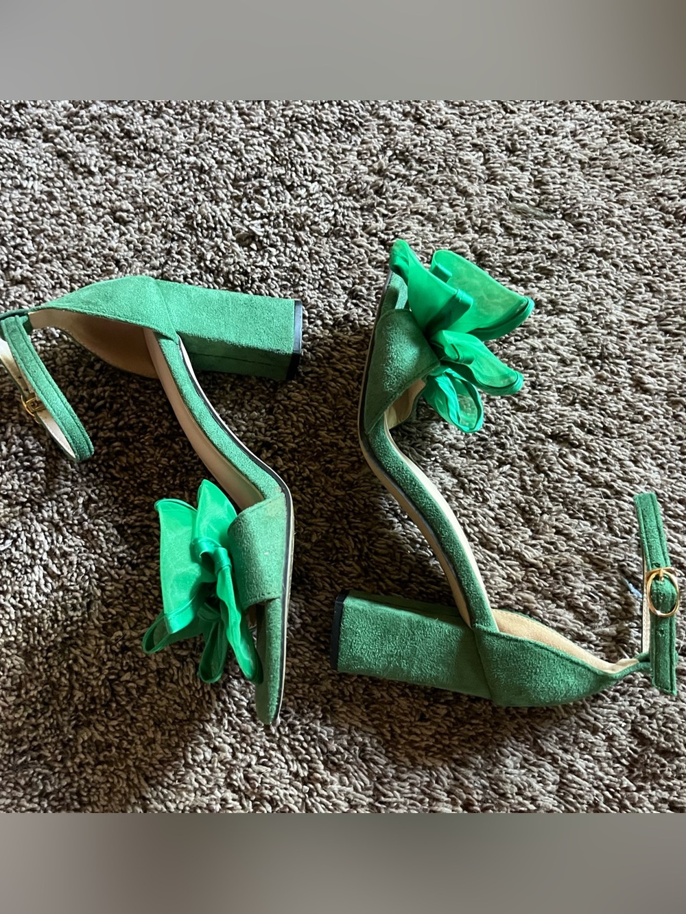 Green Bow Block Heel Sandals - Women's Dress Shoes
